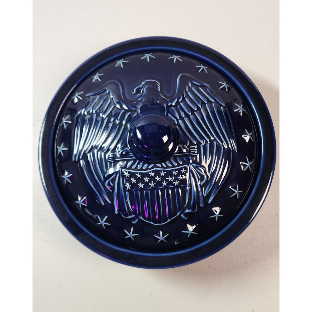 Longaberger Cobalt Blue American Eagle Stars 1.5Q Covered Casserole Dish '01 USA
